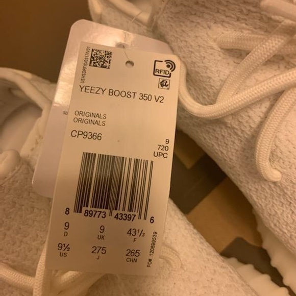 Adidas yeezy 350 v2 triple white main image 6
